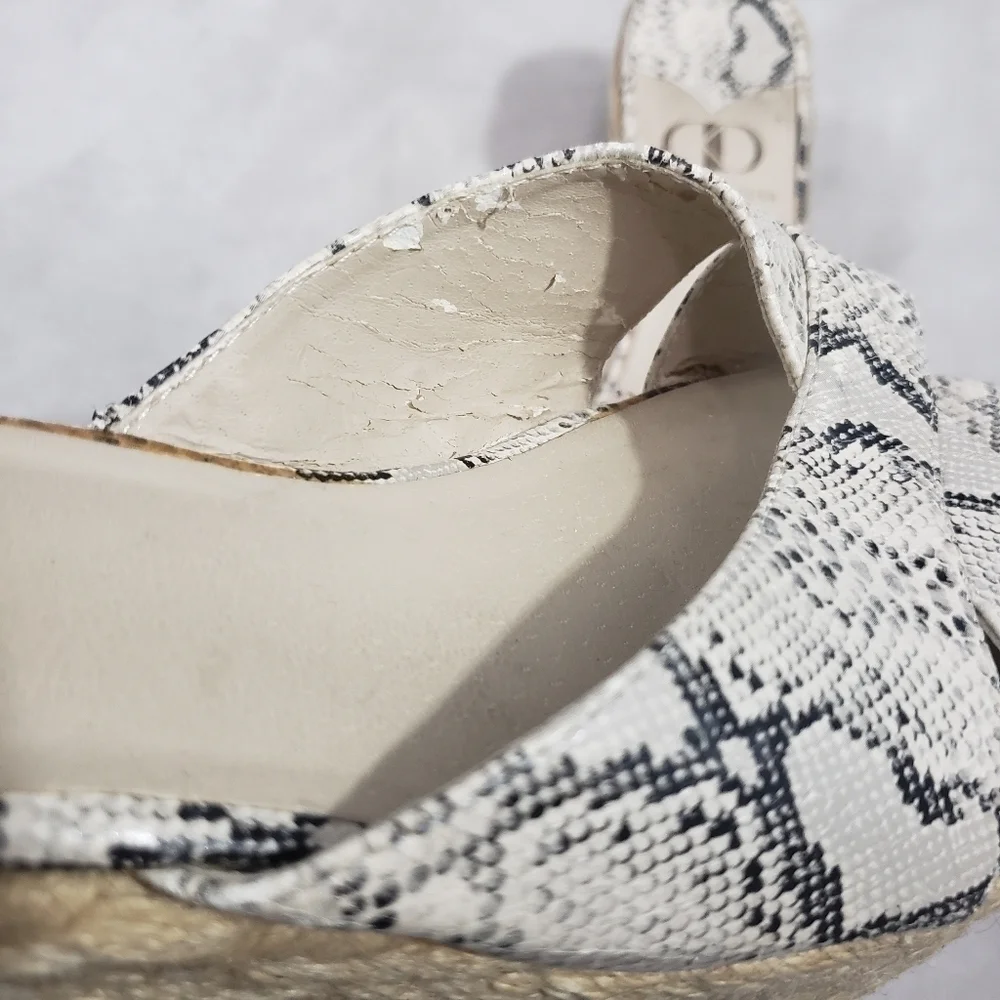 Kelsi Dagger Bianca Snakeskin Criss Cross Espadrille Wedge Sandal Size 8.5
